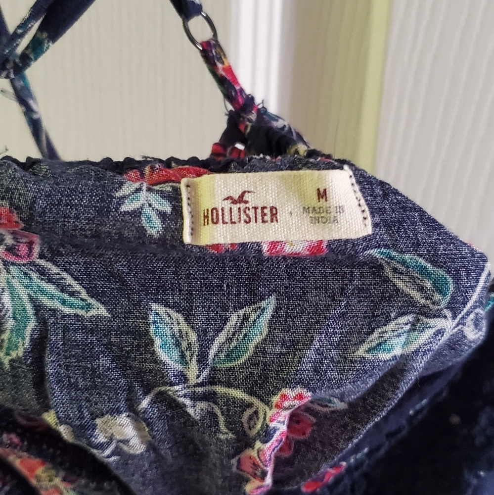 Dress - Picture 4 of 4